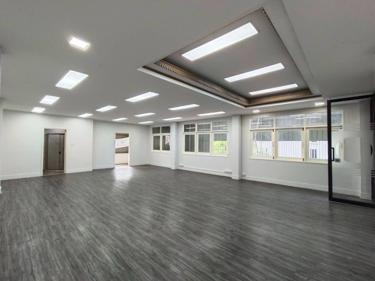 รูป ให้เช่าพื้นที่อาคารสำนักงาน 4 ชั้น ในซอยคอนแวนต์ สีลม-สาทร บางรัก ใจกลางเมือง ใกล้ BTS ศาลาแดง - รูปที่ 4/21