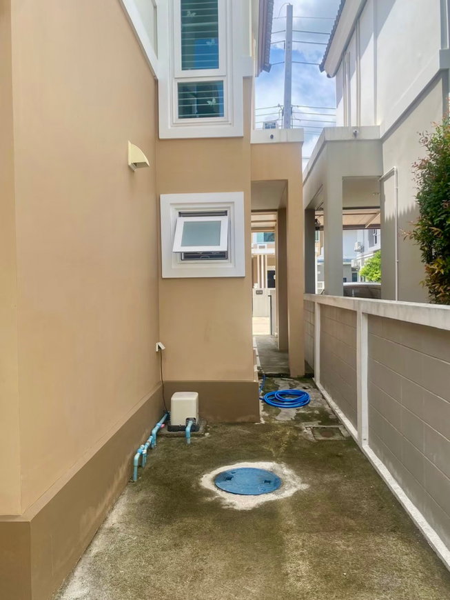 รูป 🏡 บ้านให้เช่า บ้านเดี่ยว 2 ชั้น ในโครงการคุณภาพ ใกล้สนามบินเชียงใหม่ โซนแม่เหียะ บรรยากาศเงียบสงบ ปลอดภัย รปภ. 24 ชม. - รูปที่ 14/17