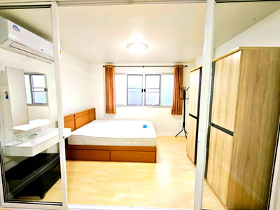 ขายคอนโด : ขาย ดีคอนโด อ่อนนุช -สุวรรณภูมิ ห้องสวยมาก ขนาด 30 ตรม.ตึก B ชั้น 6 ห้องมุม ราคาขาย 1.65 ล้านบาท