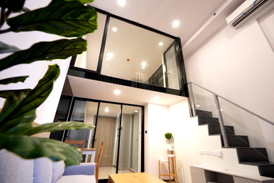 คอนโดให้เช่า : 🔥 ให้เช่า คอนโด 1 Bedroom Duo Space 🔥  ใจกลางห้วยขวาง I Soho Bangkok Ratchada✨ 