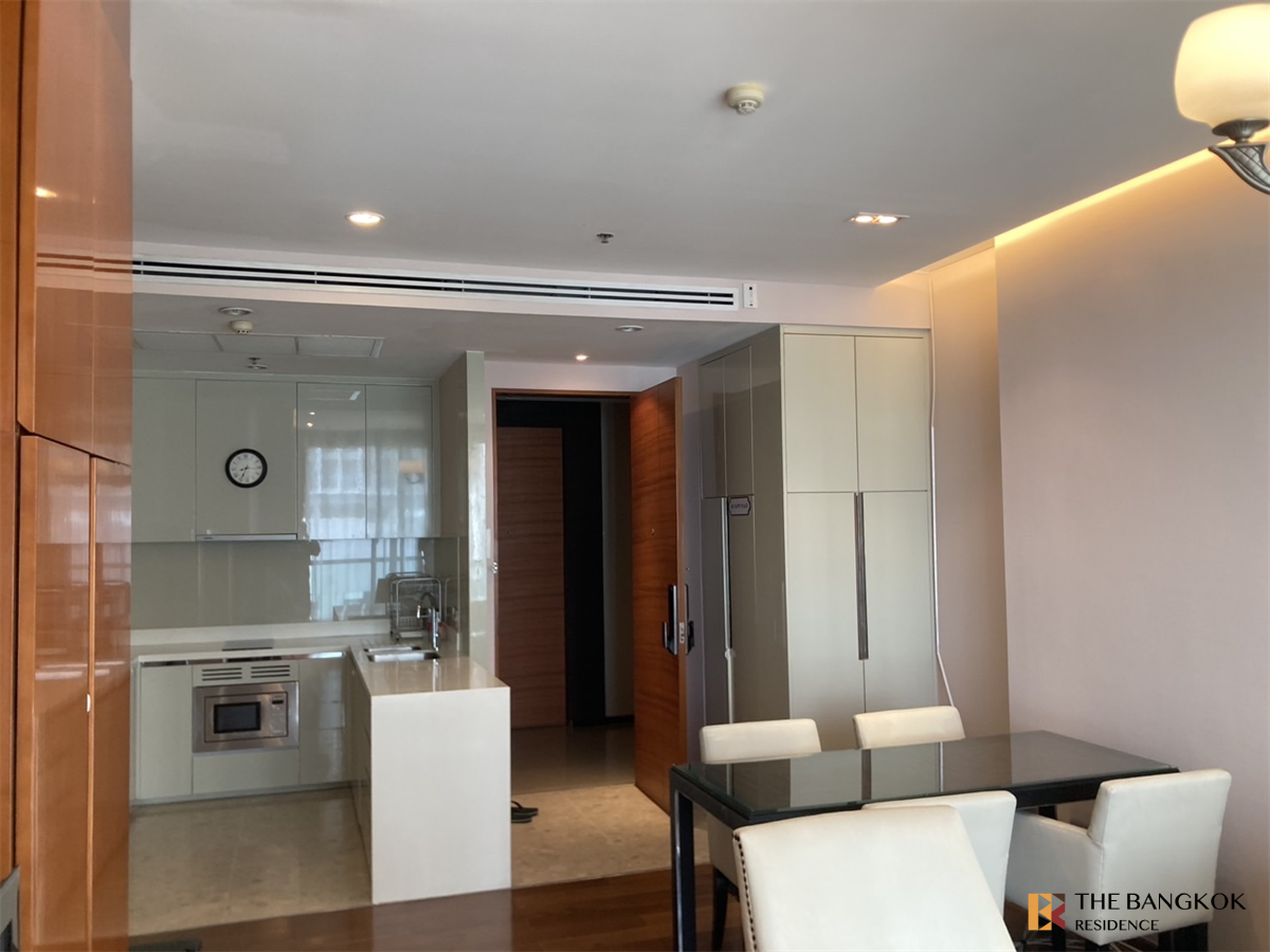 picture Don’t miss out!! Rare units The Address Sukhumvit 28 near BTS Phrom Phong - 4/10