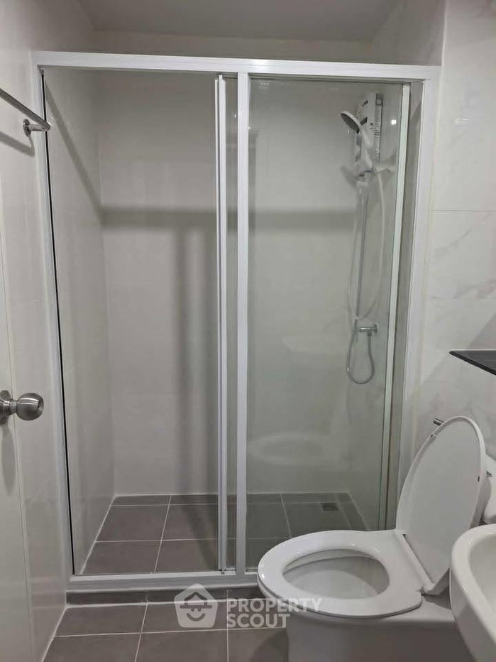 รูป คอนโด 1-ห้องนอน ที่ รีช พหลโยธิน 52 ใน คลองถนน (ID 3032016) - รูปที่ 8/8