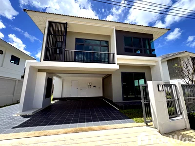 Houses for sale Thalang Phuket : 4 Bedrooms House For Sale 6496120