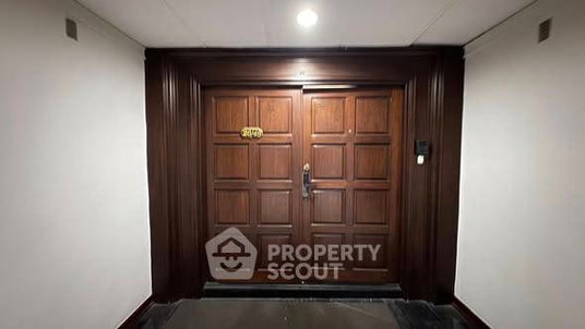 รูปภาพ Well-Priced 3-BR 164 Sqm Condo At Richmond Palace, BTS Phrom Phong (ID 2775705)