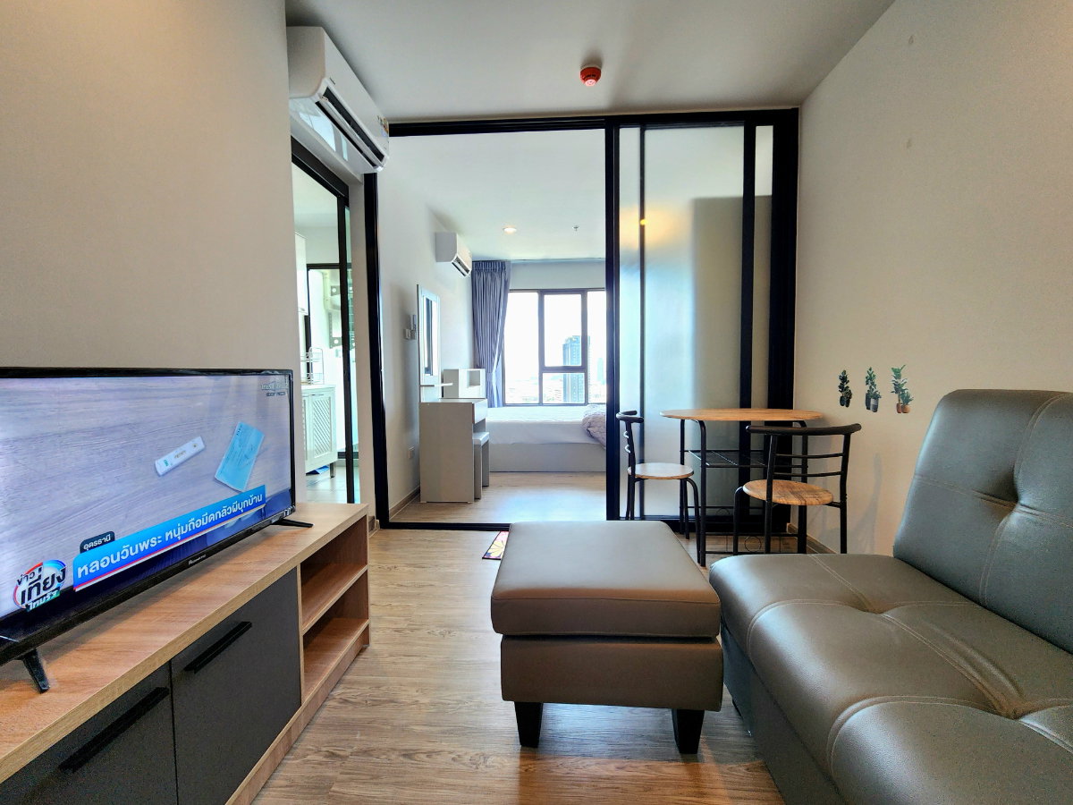 รูป **ห้องใหม่มือ 1 แต่งเสร็จ ให้เช่าเลยครับ** Regent Home วุฒากาศ ทำเล BTS วุฒากาศเพียง 300 เมตร ราคาดีห้องสวยพร้อมอยู่ มีเครื่องซักผ้า!! - รูปที่ 12/62