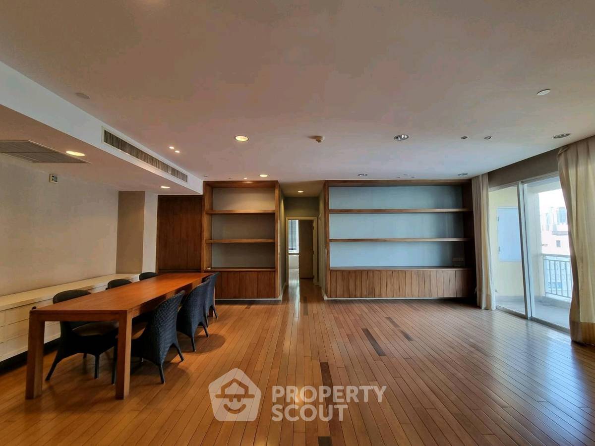 รูป คอนโด 3-ห้องนอน ที่ วิลเชอร์ คอนโดมิเนียม ใกล้ BTS พร้อมพงษ์ (ID 3028830) - รูปที่ 6/16