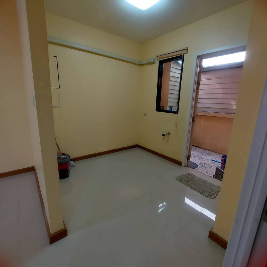 รูป  ให้เช่าทาวน์โฮม 3 ชั้น หมู่บ้านคาซ่าซิตี้ วงแหวน–ลำลูกกา คลอง 5 ทำเลดี ติดถนนลำลูกกา - รูปที่ 5/20