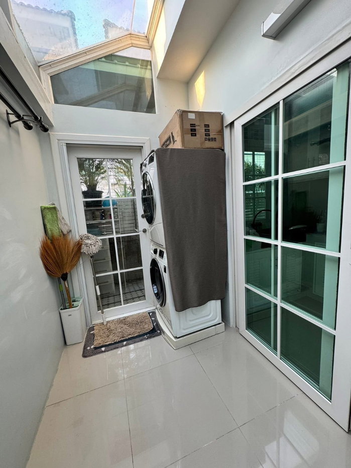 รูป 🏡 ขาย / เช่าบ้านแฝด 2 ชั้น Golden Neo 2 ลาดพร้าว – เกษตรนวมินทร์ ซอยนวมินทร์ 42 แยก 27 4 ห้องนอน 3 ห้องน้ำ - รูปที่ 5/11