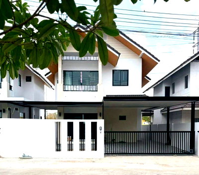 บ้านเดี่ยว ชลบุรี : บ้านเดี่ยวมือหนึ่ง ราคาสุดคุ้ม พร้อมเข้าอยู่ ตะเคียนเตี้ย บางละมุง