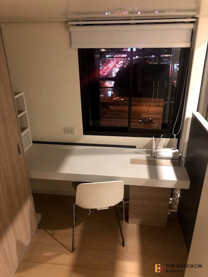รูป 💎Chewathai Residence Asoke ห้อง Loft เพดานสูง 1 ห้องนอน ใกล้ MRT พระราม 9 ราคาคุ้มค่า ✨ - รูปที่ 5/5