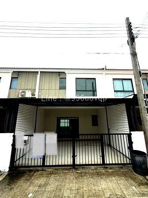Townhouses for sale Bangkok-Chon Buri Motorway : S565b0783 For Sale: 2-Story Townhome, The Connect Wongwaen-Rama 9