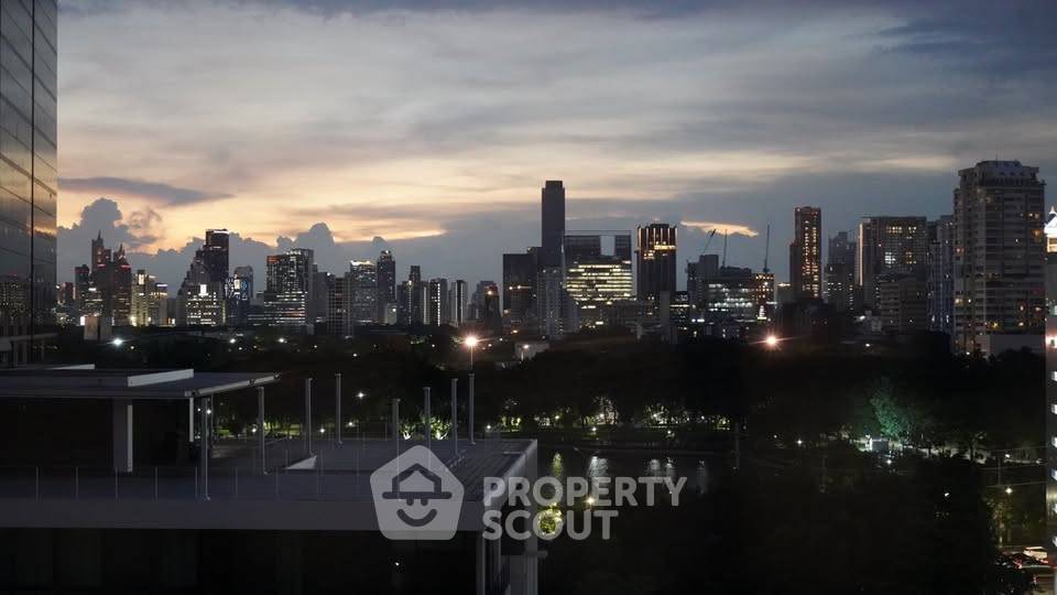 รูป คอนโด 1-ห้องนอน ที่ เลค อเวนิว คอนโดมิเนียม ใกล้ BTS อโศก (ID 3031155) - รูปที่ 9/10