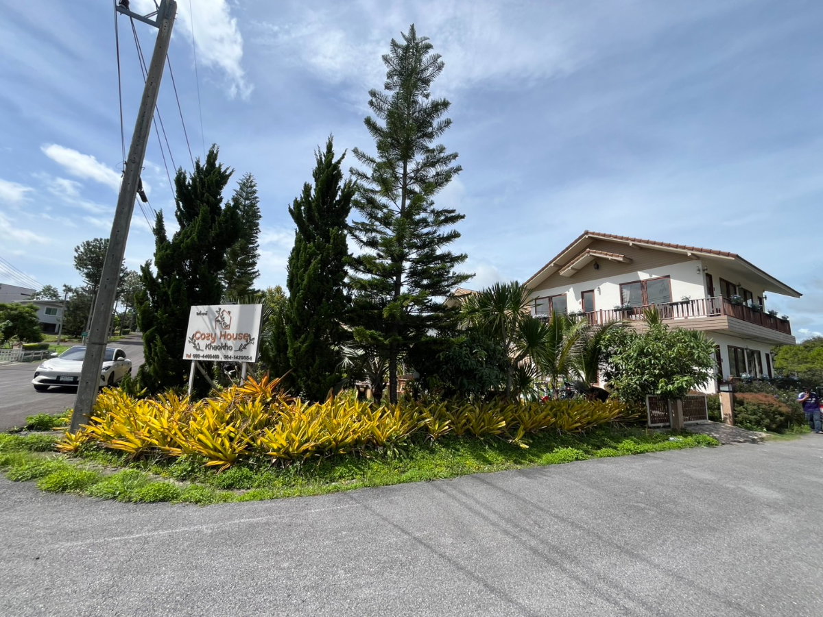 รูป J135|บ้านเดี่ยว 2 ชั้น โครงการ เขาค้อไฮแลนด์ซิตี้ บ้านพร้อมกิจการรีสอร์ท โอบล้อมด้วย ธรรมชาติและขุนเขา  เขาค้อ เพชรบูรณ์ (ราคา 16,900,000  บาท)  - รูปที่ 1/73
