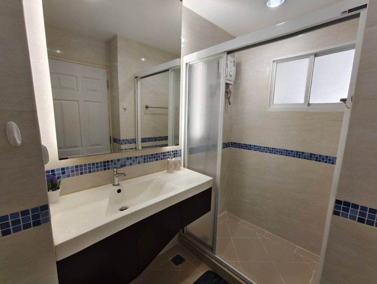 picture OMG1931  < will be available 1-Jul-26 >  Nice 1 Bedroom unit  [ Life @ Sukhumvit 65 ] - 9/10