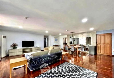 Condos for rent : 1-BR Condo On 10th Floor, Circle Living Prototype New Petchburi, Near MRT Phetchaburi (ID 2772577)