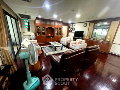 Condos for rent : 2-BR 175 Sqm Condo At Prestige Towers, 400m to MRT Sukhumvit (ID 3032355)