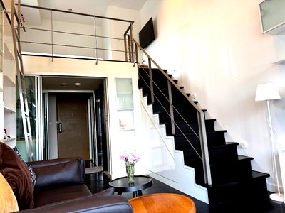 Condos for rent :  Ideo Morph 38     Condo For Rent / Line : @mintocondo