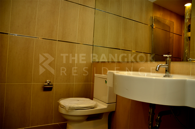 Condos for sale : Centric Sathorn-St.Louis near BTS Saint Louis Easy Travel, Fully Utilized Space