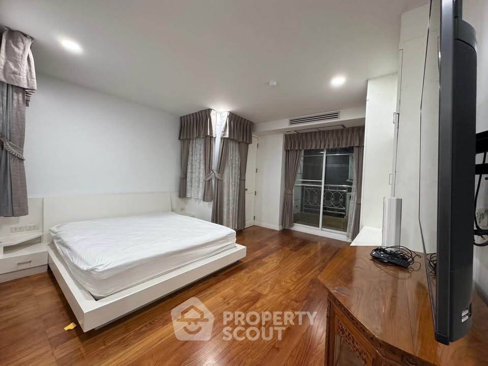 รูป คอนโด 2-ห้องนอน ที่ บ้าน ถนน สารสิน คอนโดมิเนียม ใกล้ BTS ราชดำริ (ID 3032151) - รูปที่ 3/6