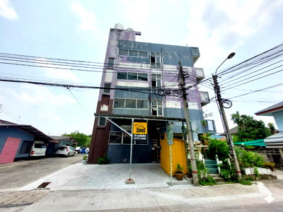 Apartment building for sale Boromratchachonnani Nursing College : Apartment for Sale – 4 Floors + 2 Houses, Prime Location Chaengwattana–Pak Kret, Stable Income, Great Investment