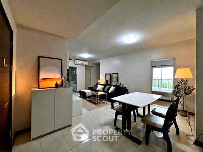 Condos for rent : High-Floor 2-BR 82 Sqm At Supalai Park Ekamai-Thonglor Near ARL Ramkhamhaeng (ID 3034587)
