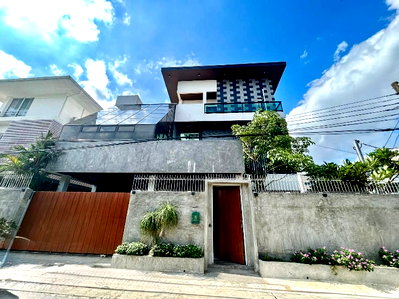 Houses for rent Huai Khwang : 📣📣 For Rent Luxury Detached House Rama 9 - Huai Khwang 4 Bedrooms (Typing 0974164645, Line: JKJK4645 instead of clicking the blue/green button) 