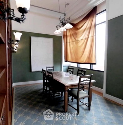 Condos for sale : Pet-Friendly 2-BR Condo For Sale At Aguston Sukhumvit 22 Near MRT Queen Sirikit (ID 3034350)