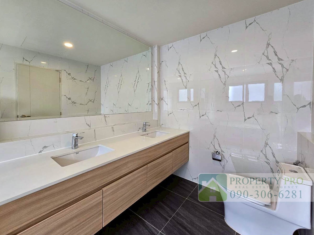 รูป ให้เช่า บ้าน เซนโทร บางนา บ้านเดี่ยว 2 ชั้น 4 ห้องนอน 54 ตรว 260 ตรม บ้านสวย สภาพใหม่มาก หันหน้าทางทิศใต้ เฟอร์นิเจอร์ เครื่องใช้ไฟฟ้าครบ : MJ26R-006 - รูปที่ 20/32