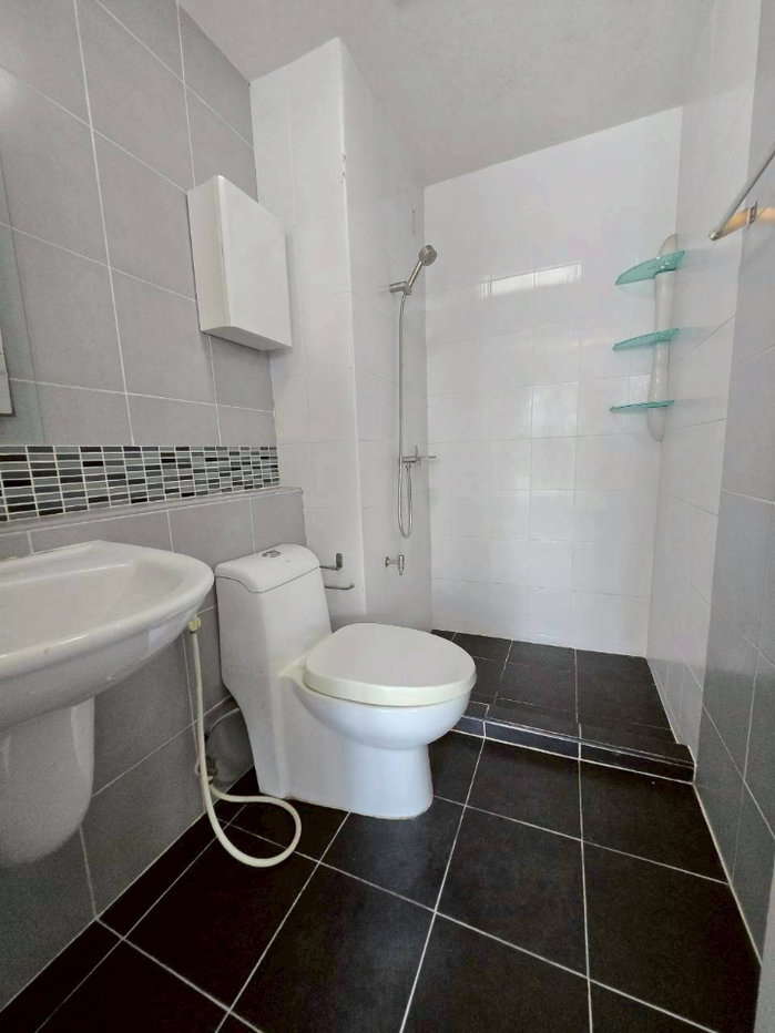 picture Condo For Sale D Condo Ramintra - 6/6