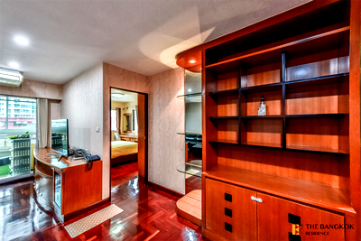 Condos for sale : Condo with the Best Location Petch 9 Tower near Airport Rail Link Phaya Thai Station