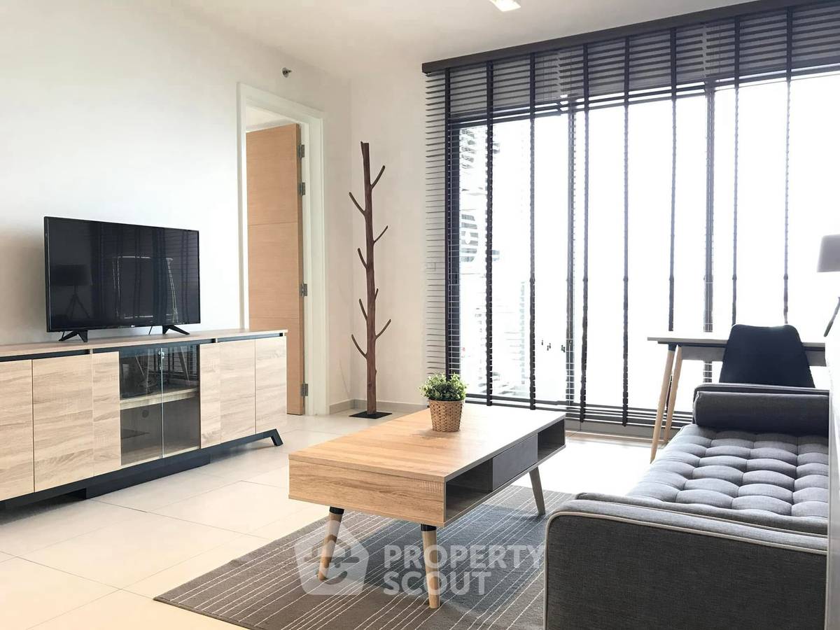 รูป คอนโด 2-ห้องนอน ที่ เดอะ ลอฟท์ เอกมัย ใกล้ BTS เอกมัย (ID 3032391) - รูปที่ 2/10