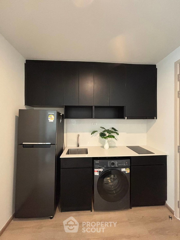 picture 2-BR Condo at Nue District R9 near MRT Phra Ram 9 (ID 3028971) - 3/3