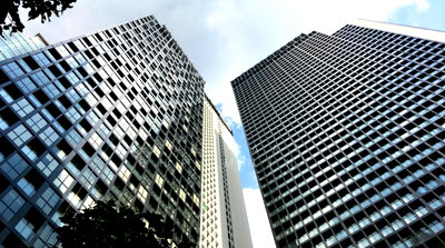 Condos for sale : 🔥Speacial Deal 8.9 MB🔥- Studio with Partition Pool View South Side Perfect Location BTS Phloen Chit  at Noble Ploenchit Condo  / For Sale