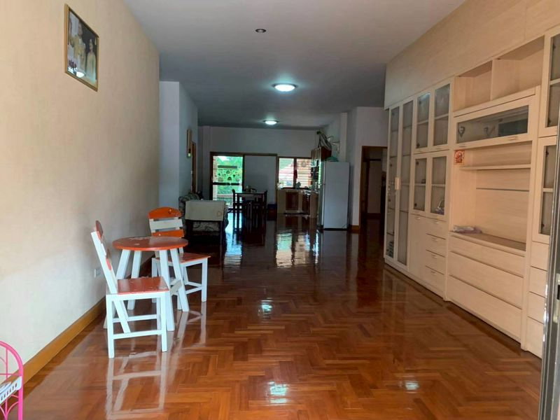 รูป 🏡​ขายบ้านเดี่ยวหลังใหญ่ บนที่ดินแปลงใหญ่ 1 ไร่ 10 ตรว. ใกล้เมืองเชียงใหม่ เดินทางสะดวกที่สุด! - รูปที่ 6/16