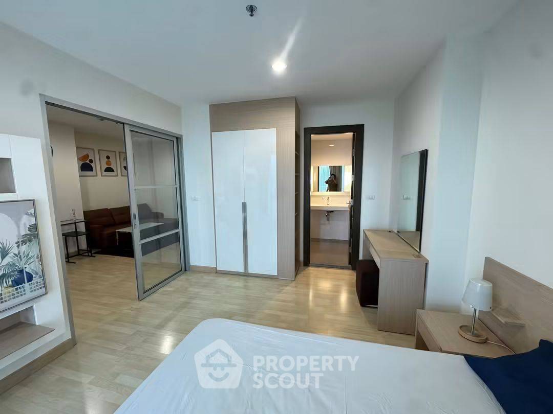 picture 1-BR Condo at Rhythm Ratchada near MRT Ratchadaphisek (ID 3034671) - 8/13