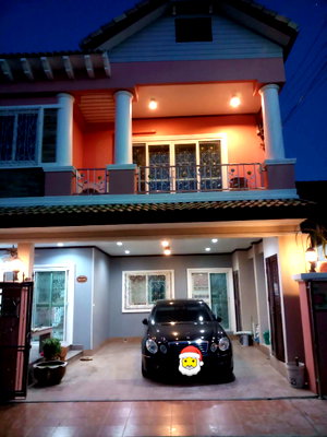 เช่าบ้านเดี่ยว ม.อัสสัมชัญ หัวหมาก (เอแบค หัวหมาก) : 🏡 บ้านเดี่ยว 2 ชั้น พร้อมอยู่ ซอยรามคำแหง 68 4 ห้องนอน 3 ห้องน้ำ ทำเลดี ใกล้เดอะมอลล์บางกะปิ และ MRT สายสีเหลือง 