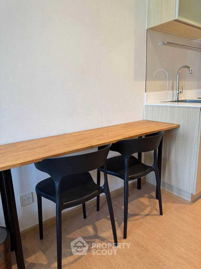 picture Pet-Friendly 1-BR Condo Maru Ekkamai 2 Near BTS Ekkamai 📍 (ID 3032961) - 6/17