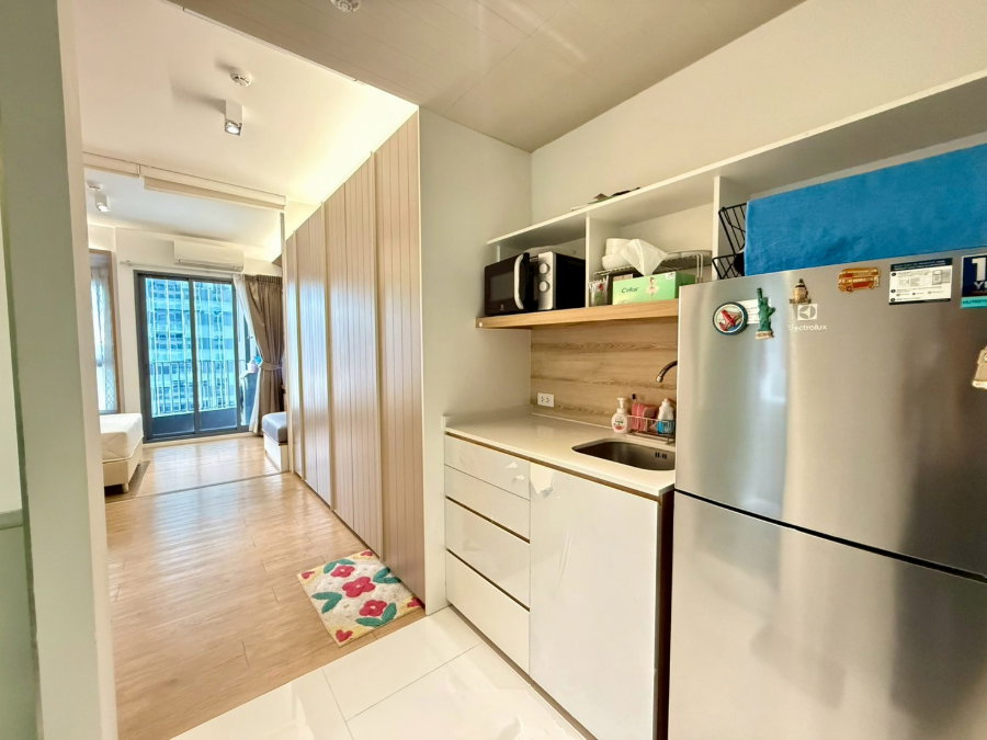 รูป 🌆 Triple Y Residence วิวเมืองใจกลางสามย่าน 🚇 ติด MRT เหนือ Samyan Mitrtown พร้อมอยู่ทันที เพียง 28K ✨ - รูปที่ 7/8