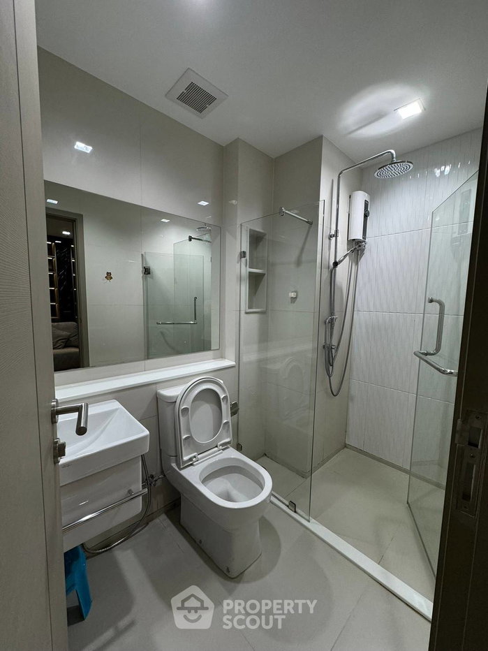 picture 1-BR 33 Sqm Condo At Life Asoke - Rama 9, 300m To MRT Phra Ram 9 (ID 3032583) - 4/5