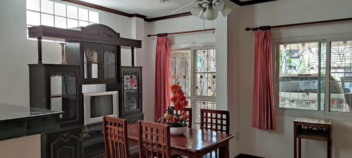 รูป 🏡 บ้านเดี่ยว 2 ชั้น พร้อมอยู่ ซอยรามคำแหง 68 4 ห้องนอน 3 ห้องน้ำ ทำเลดี ใกล้เดอะมอลล์บางกะปิ และ MRT สายสีเหลือง  - รูปที่ 12/20
