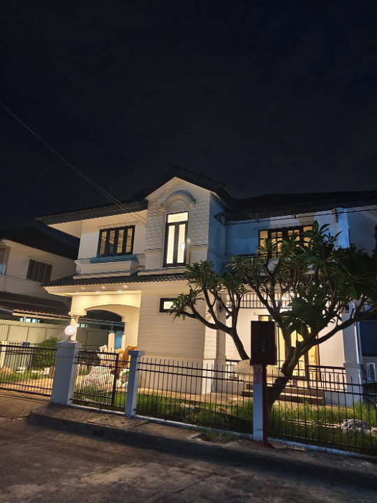 รูป ให้เช่าบ้านโครงการดีบ้านกาญจนกนก1 สันกำแพงสายใหม่ ใกล้ โรงเรียนนานาชาติ พร้อมเฟอร์นิเจอร์ใหม่ทั้งหมด น้ำไม่ท่วม รับสัตว์เลี้ยง - รูปที่ 2/25