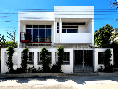 Houses for sale Rama 6 Road : Luxury Family Home in Ari Samphan 4 | 46 Sq.wa. Spacious & Ready to Move In
