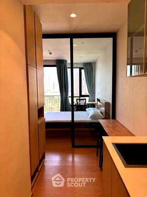 Condos for rent : Pet-Friendly 1-BR Condo Maru Ekkamai 2 Near BTS Ekkamai 📍 (ID 3032961)