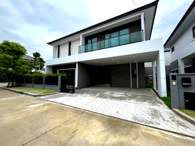 Houses for rent วิทยาลัยพยาบาลทหารอากาศ : Single house for rent, Centro Vibhavadi (Centro Vibhavadi), beautiful corner house, good location. Ready to move in (H6908)