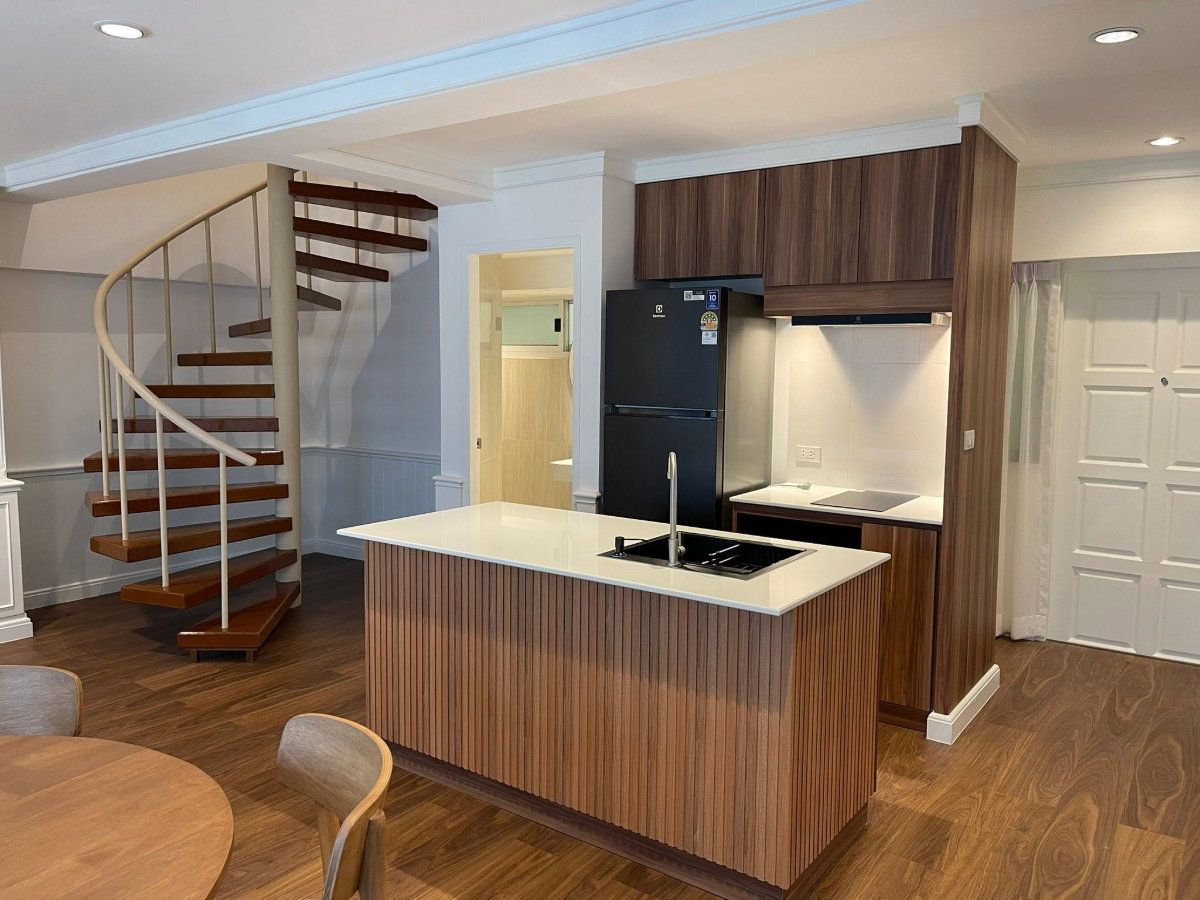รูป *AP189* 💎Rare Duplex 93 ตร.ม. | ให้เช่า Thonglor Tower ซอยทองหล่อ 18 | 2 ห้องนอน | แต่งสวย รีโนเวทใหม่ | เพียง 50,000.-/เดือน - รูปที่ 5/19