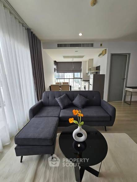 picture 2-BR Condo at Life Ratchadapisek near MRT Huai Khwang (ID 3033065) - 4/10