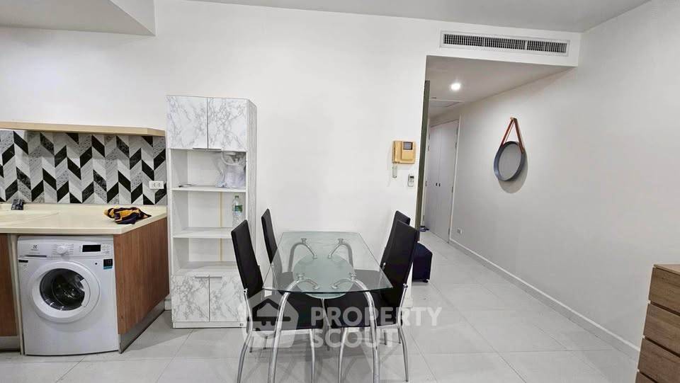 picture 1-BR Condo at Manhattan Chidlom near BTS Chit Lom (ID 3034459) - 3/9
