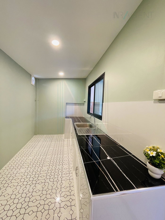 รูป ขายบ้านแฝด โครงการ ช. รุ่งเรือง 6 2 ชั้น 3 ห้องนอน 3 ห้องน้ำ - รูปที่ 7/8