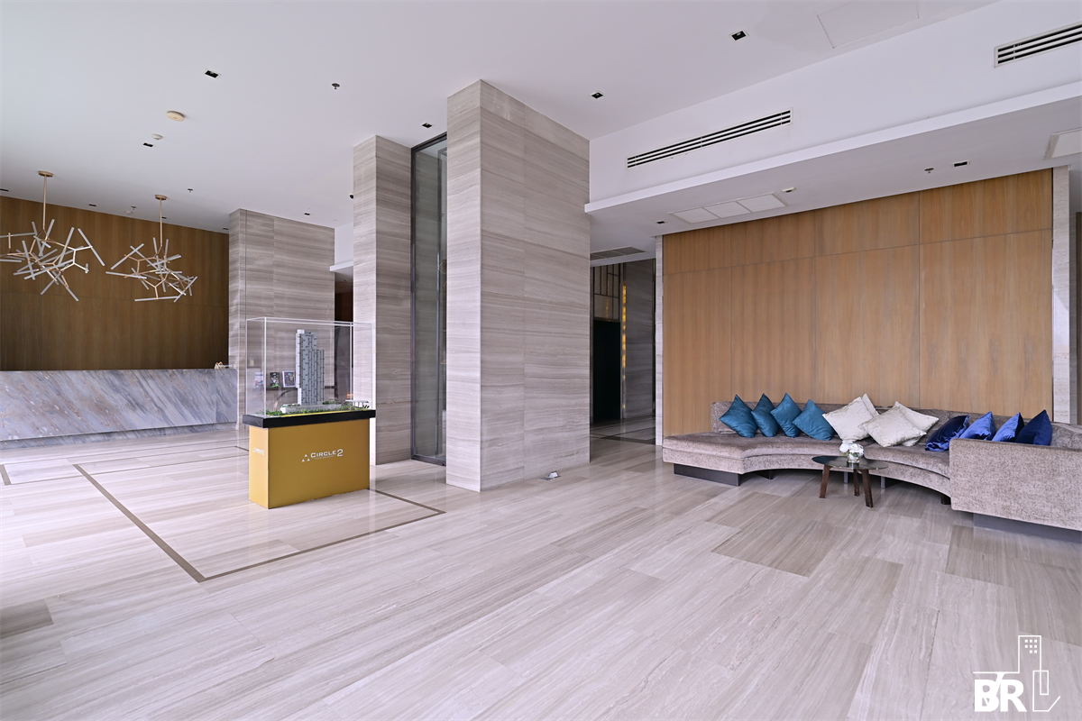 picture Circle Living Prototype Luxuriously Elevated Unit - 9/9