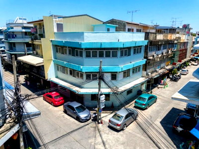 เช่าอาคารพาณิชย์ ถนนนราธิวาสราชนครินทร์ : BRT เทคนิคกรุงเทพ 400 ม. ให้เช่าอาคาร 3 คูหา 14นอน นราธิวาส10-18 6น้ำ ลุมพินีเพลส สาทร 1กม. หน้ากว้าง 12 ม. ลึก 10 ม. 360 ตร.ม.